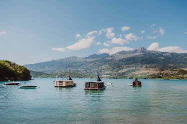 Toue Cabanée du Lac de Serre Ponçon - 3 à Le Sauze Du Lac (1)