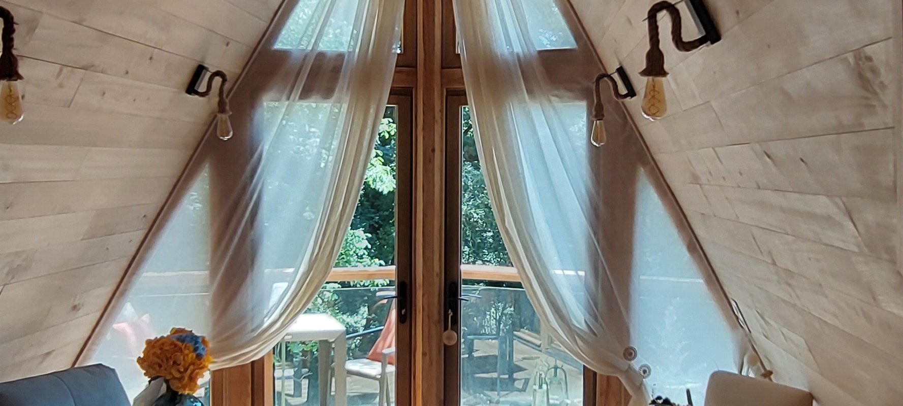 Cabane perchée BLOOMA & Spa à Sarrant (33)