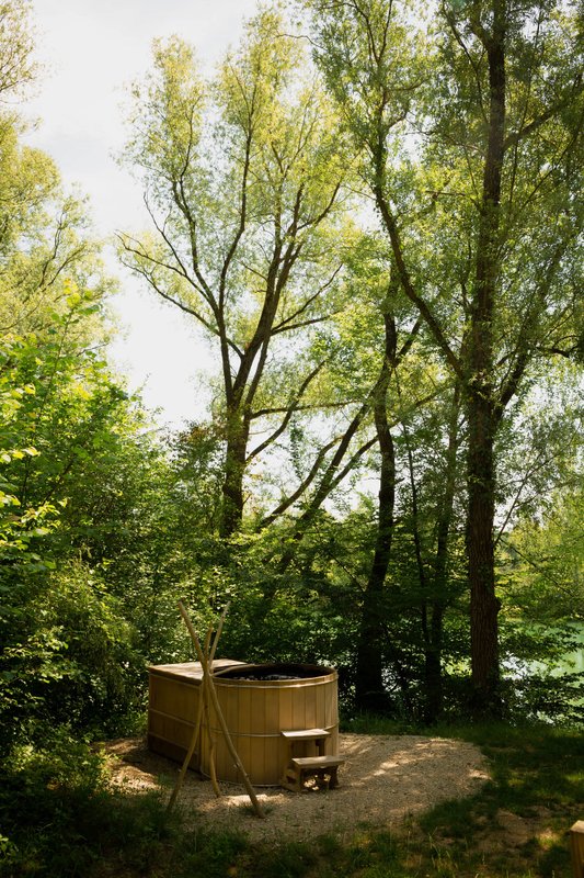 Cabane Spa Ecrin de Jade à St-Léger-Aux-Bois (14)