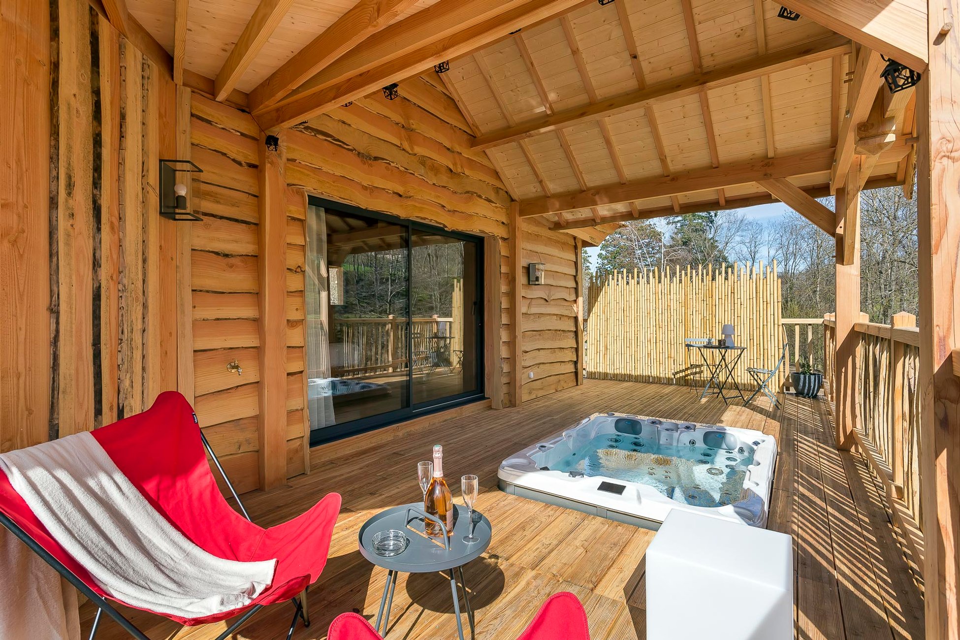 Hébergement UnicStay : Cabane Laurier & SPA à Satillieu