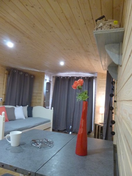 Hébergement AbracadaRoom : Roulotte de Charme - Image 13