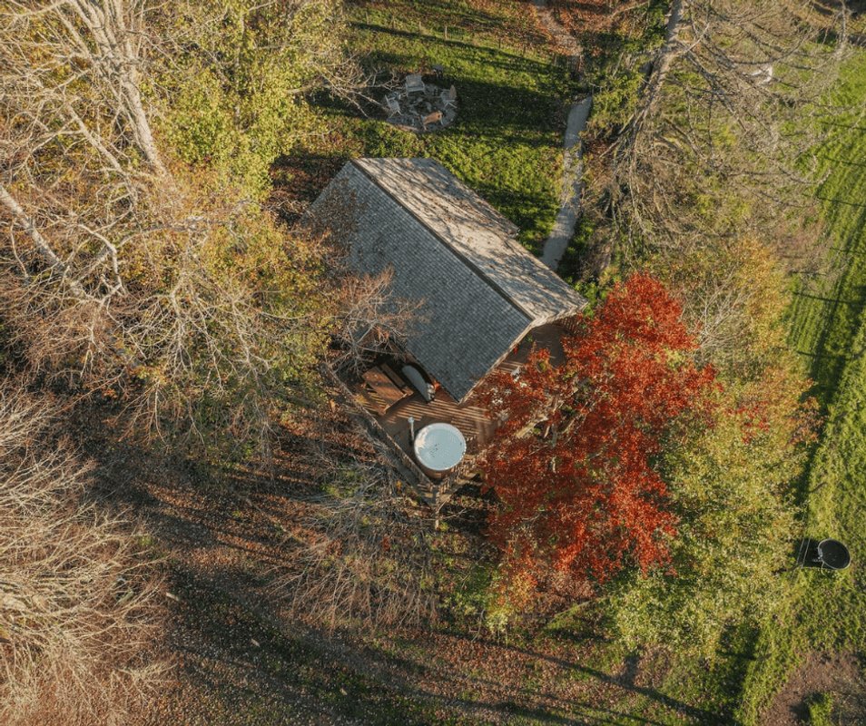 Cabanon Perché  à Château de Memanat à Chavanat (1)