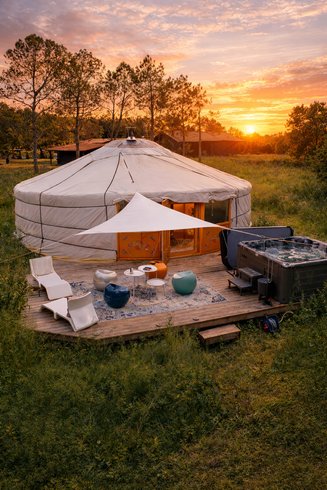 Hébergement AbracadaRoom : Yurt Bohemian chic & Spa - Image 1
