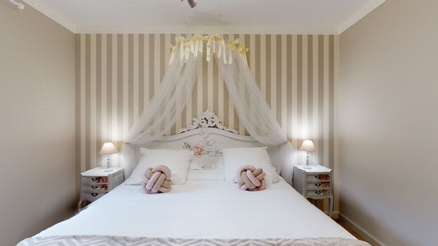 Hébergement AbracadaRoom : Gîte Romantique & Spa privatif - Image 4