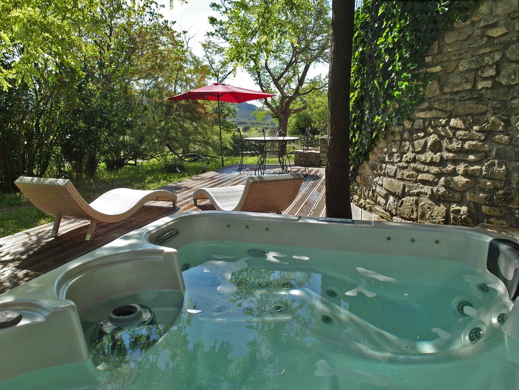 Pavillon Timéo & Spa à Carnas (1)