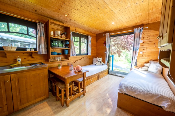 Hébergement AbracadaRoom : Roulotte Gîte familiale - Image 12