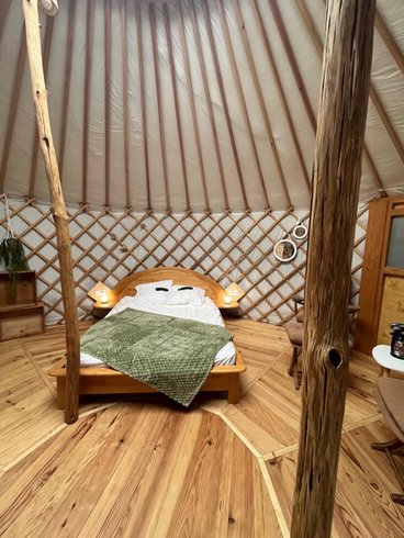 Hébergement AbracadaRoom : La Yourte contemporaine chauffée - Image 3