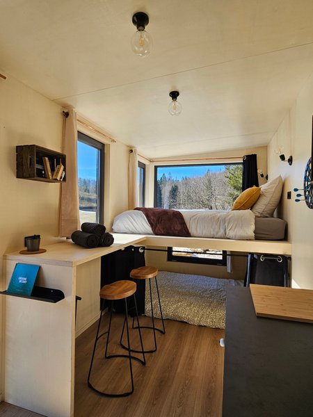 Hébergement AbracadaRoom : Tiny House L'Alpage | Dans les montagnes du Jura - Image 2