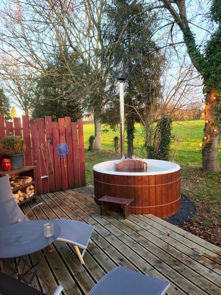 Hébergement AbracadaRoom : roulotte avec jaccuzi privé - Image 2