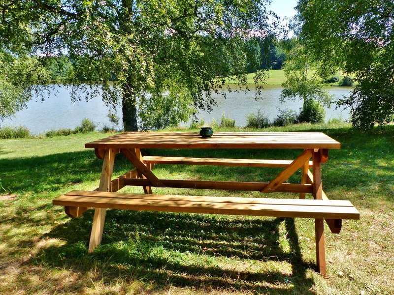 Hébergement AbracadaRoom : Cabane 'Noisette' au bord d'un lac - Image 8