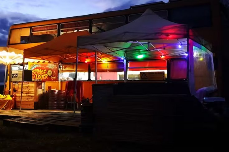 Hébergement AbracadaRoom : Le YeSlowBus en fête - Image 19