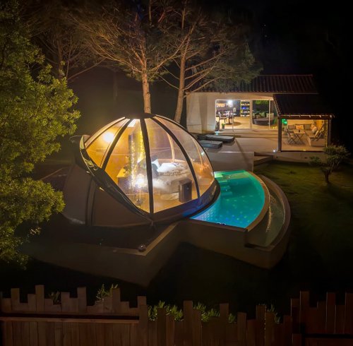 Hébergement AbracadaRoom : "F"anny - Wigwam, piscine & spa - Image 2