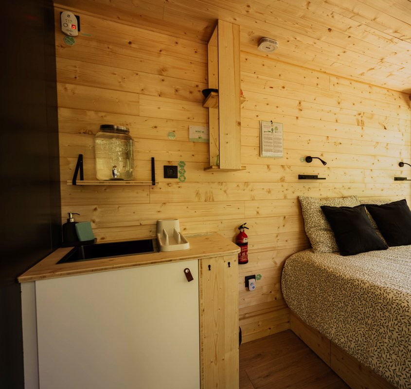 Homnest - Prairie des Âmes Heureuses - Occitanie à Puybegon (14)