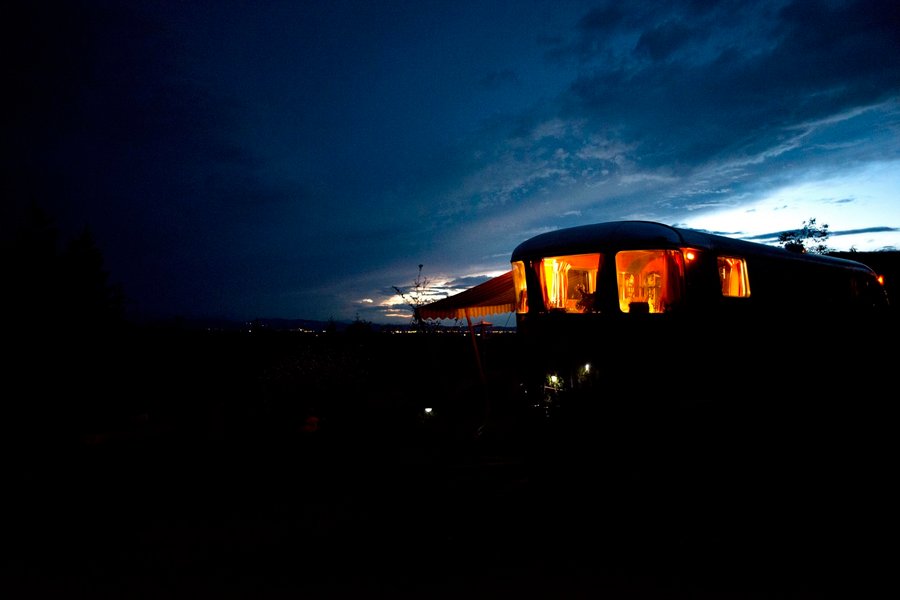 Domaine AbracadaRoom : BelRepayre Airstream Glamping - Image 4