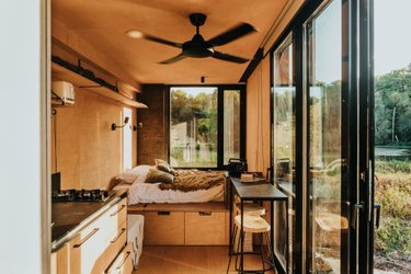 Parcel Tiny House - vignes et chevaux dans la Bresse à Lessard-En-Bresse (3)