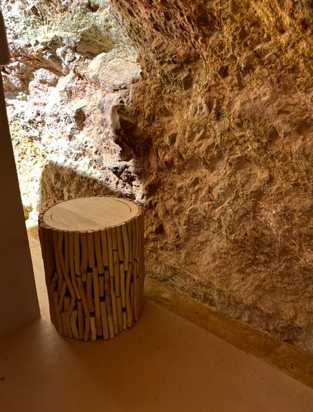 Hébergement AbracadaRoom : Escapade troglodyte à FITOU avec terrasse panoramique et parking privé - Image 16