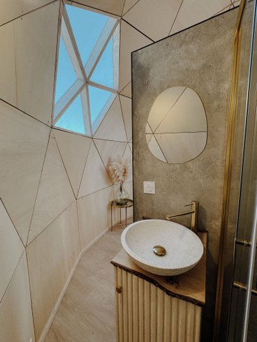 Hébergement AbracadaRoom : Ecolodge - Dôme en bois avec piscine & jardin - Image 11