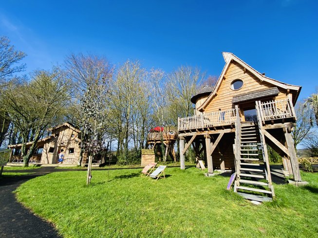 Hébergement AbracadaRoom : Le Repaire du dragon, château féérique avec SPA - Image 55