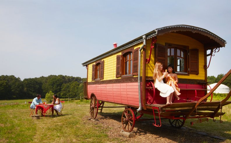 Hébergement AbracadaRoom : La Roulotte Tzigane - Image 1