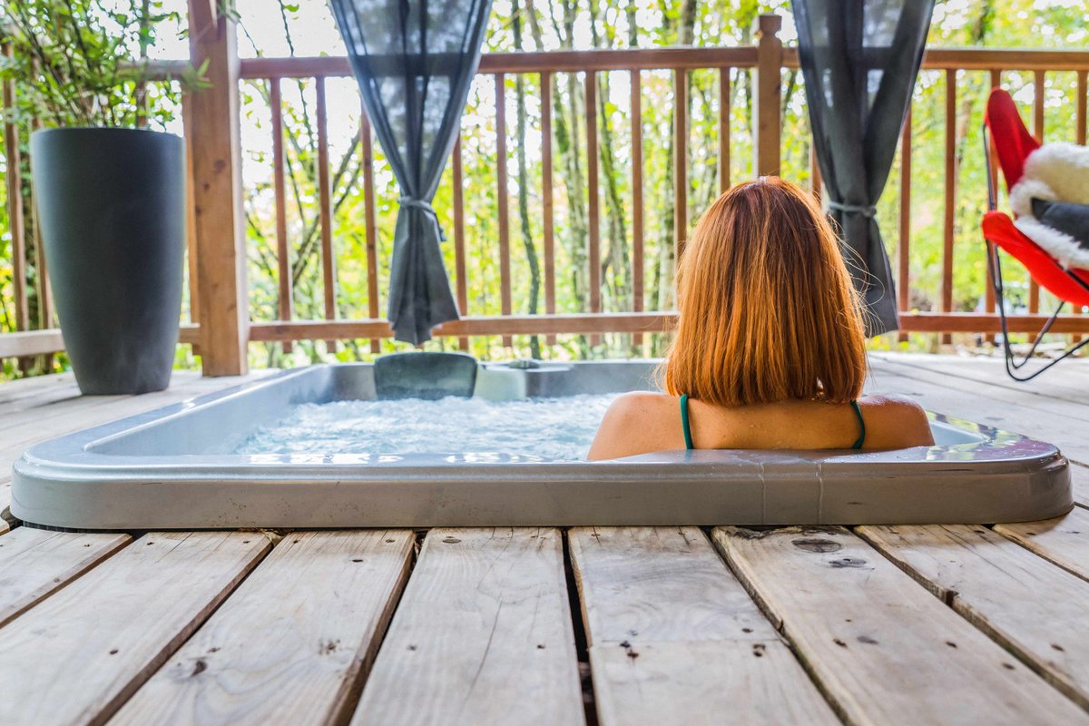 Cabane Spa Cyprès si Haut à Saint Mexant (11)
