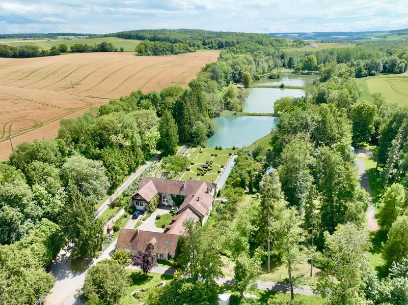Domaine AbracadaRoom : Domaine de Neuville - Cabanes sur l'eau d'exception - Image 2
