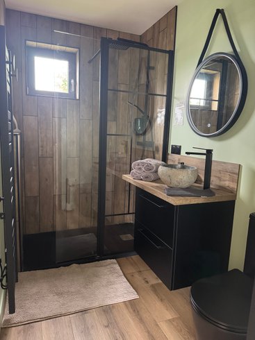 Hébergement AbracadaRoom : La Tiny House de L'Evidence & son bain nordique - Image 12