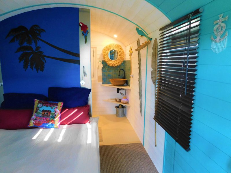 Hébergement AbracadaRoom : Roulotte Pura Vida - Image 3