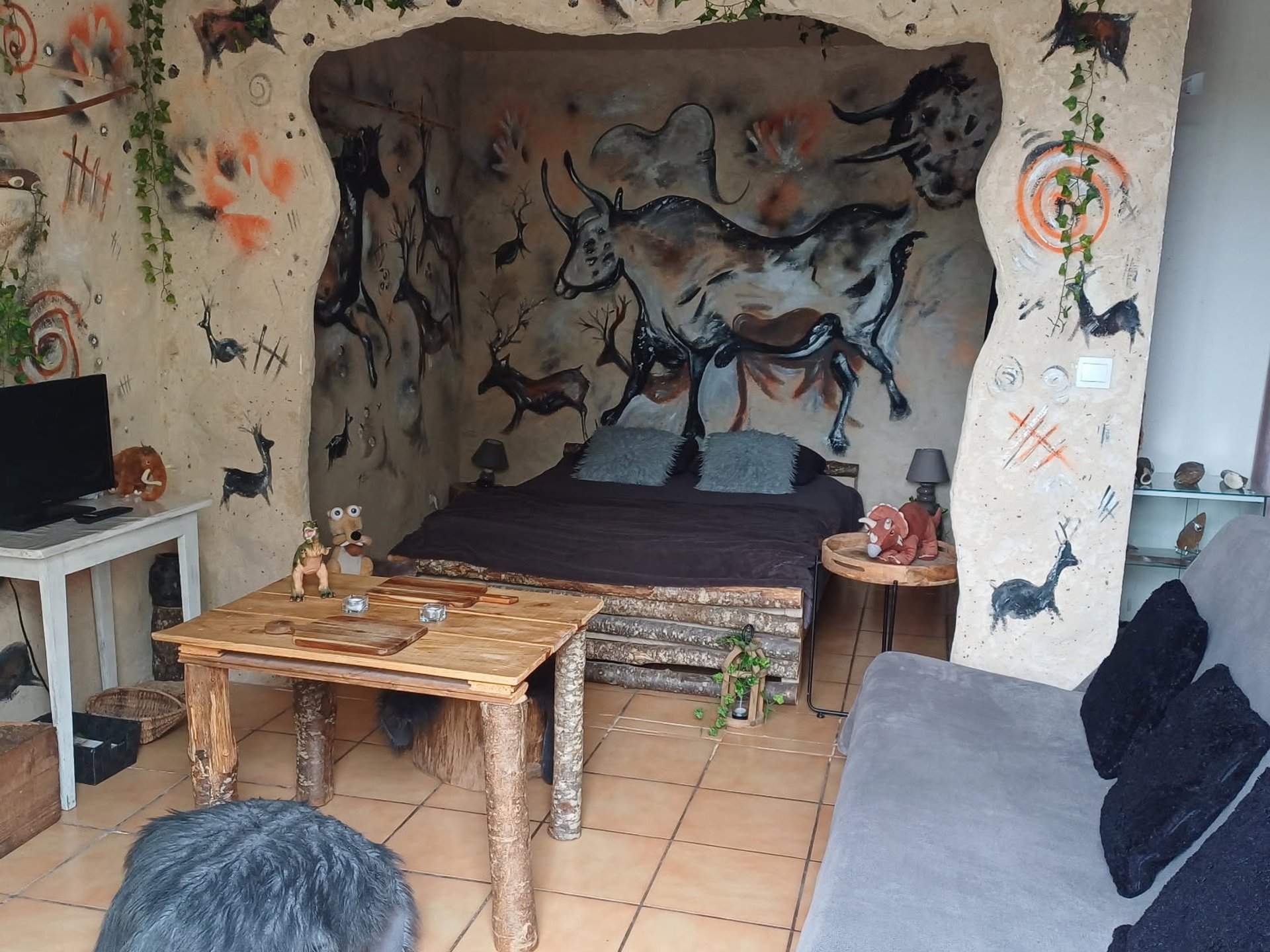 Australopitecus avec accès au jacuzzi pendant 30 minutes, Petit-déjeuner, repas du soir & Un massage bien-être 30 minutes par pers