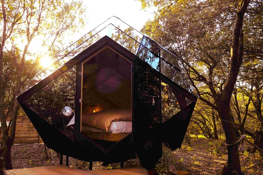 Hébergement AbracadaRoom : Le Miroir & filet suspendu - Image 3