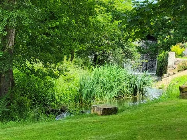 Hébergement AbracadaRoom : La Roulotte au Moulin de la Fontaine & Spa - Image 7