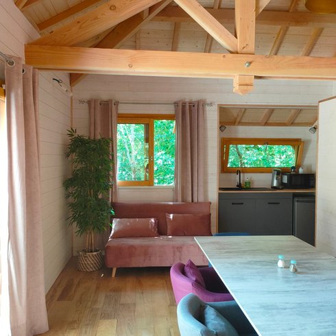 Hébergement AbracadaRoom : Le Château Des Fées & Spa - Image 18