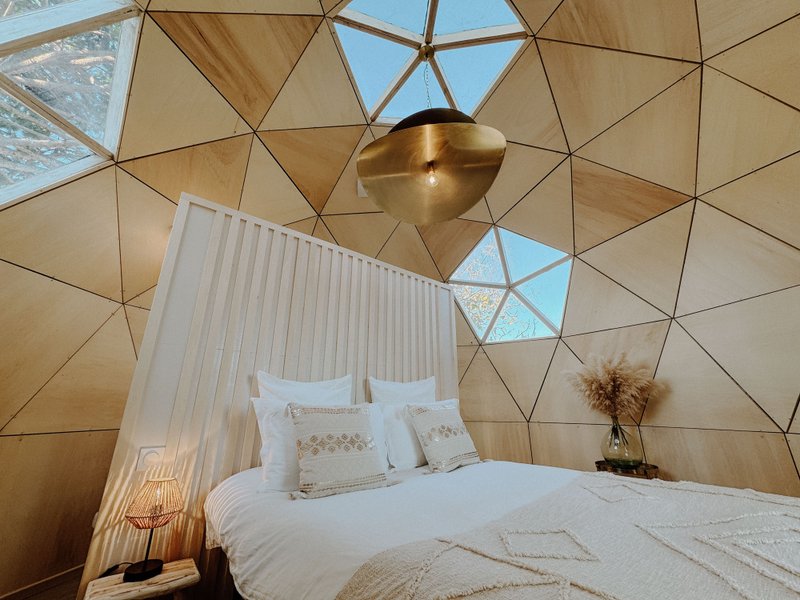 Hébergement AbracadaRoom : Ecolodge - Dôme en bois avec piscine & jardin - Image 12
