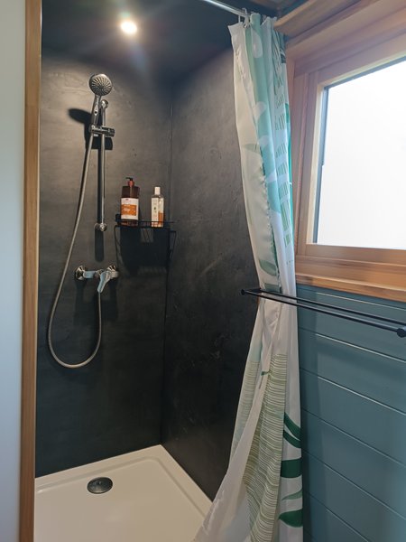 Domaine AbracadaRoom : Tiny house de la côte Roannaise - Image 7