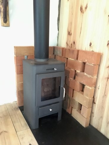 Hébergement AbracadaRoom : Petite cabane en terre-paille - Image 8