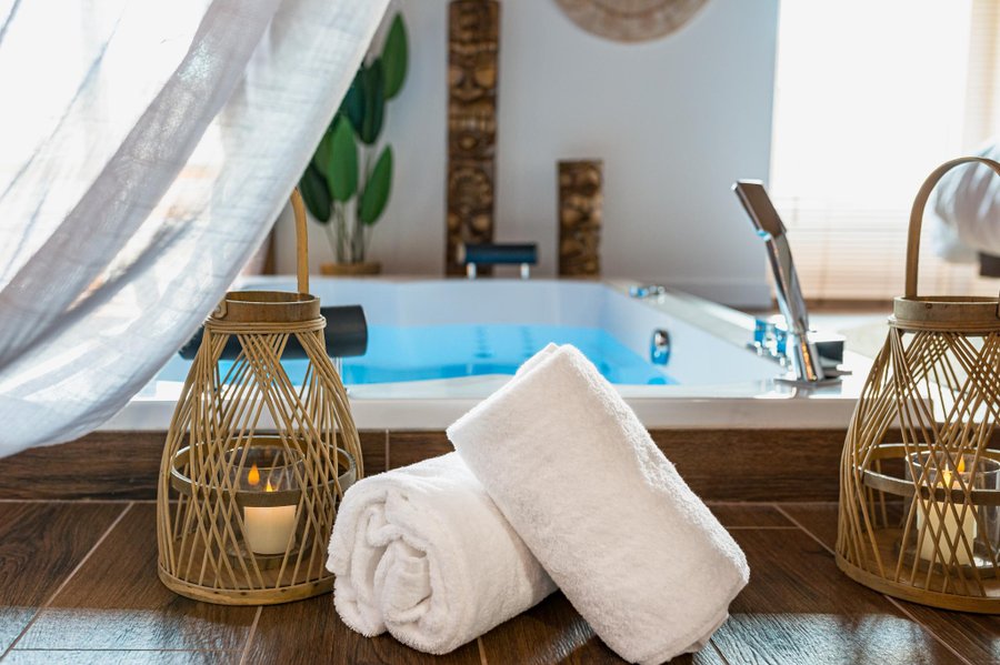 Hébergement AbracadaRoom : Suite Tahiti & Balnéo - Moments de douceur - Image 5