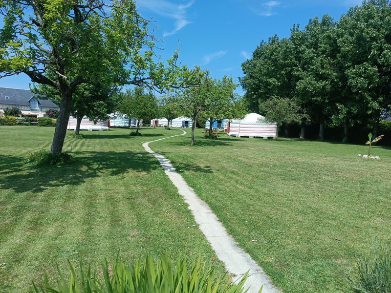 Hébergement AbracadaRoom : Yourte 2-4 pers - Orange - 6ème - Image 11