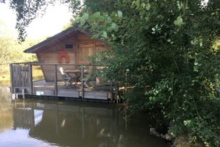 Cabaña sobre el agua Vienne