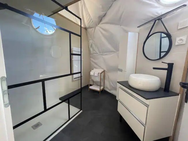 Domaine AbracadaRoom : Glamping Dôme les Cigales - Image 25