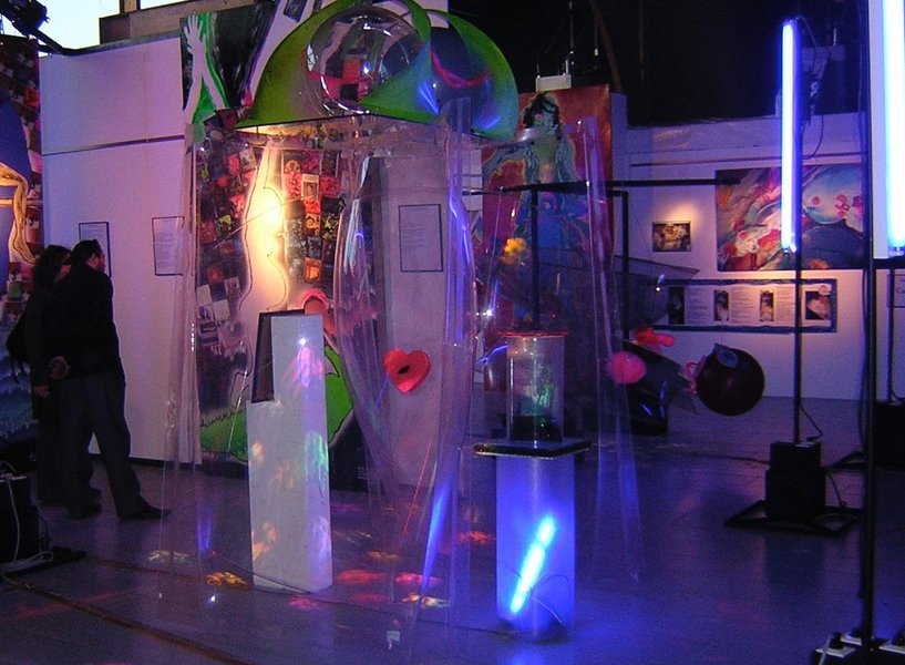 Hébergement AbracadaRoom : Chalet duplex dans village d'art singulier - Image 12