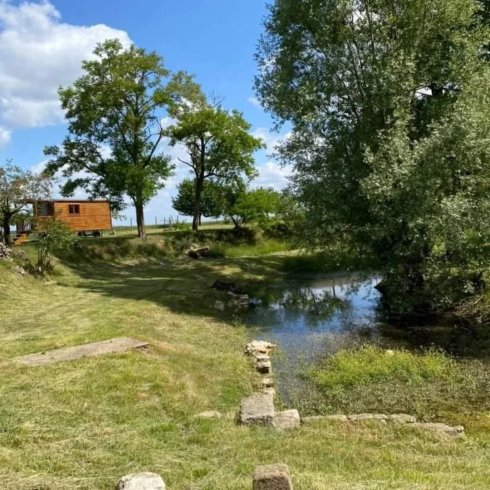 Hébergement AbracadaRoom : Roulotte La fée Viviane - Image 12