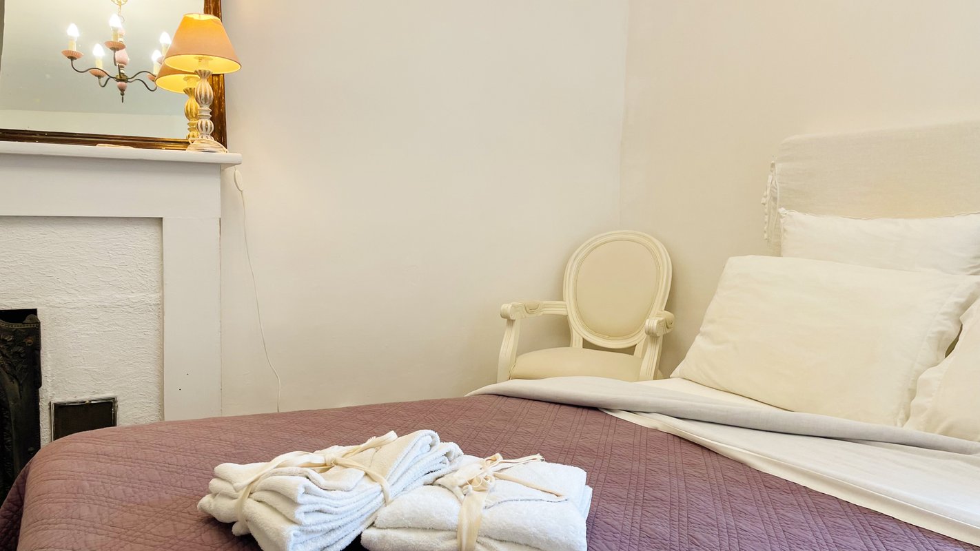 Chambre Lilas à Gabillou (9)