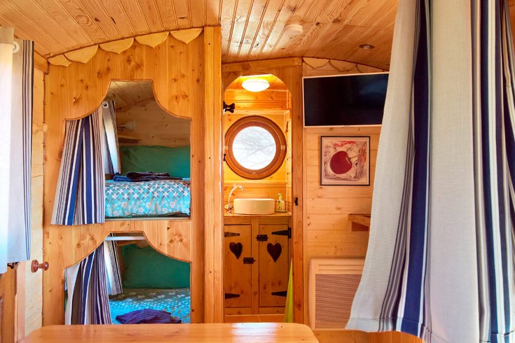 Hébergement AbracadaRoom : Roulotte la Campagnarde - Image 4