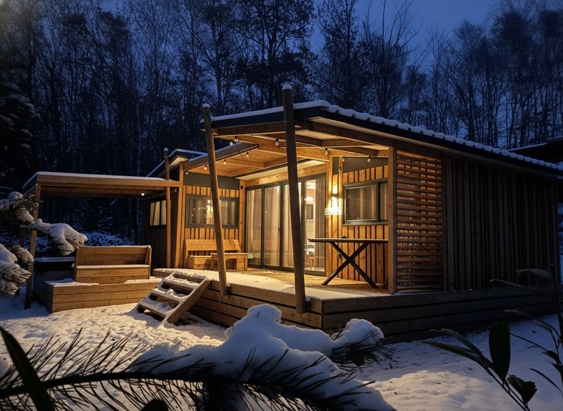 Hébergement AbracadaRoom : HY•Lødge Spa-5pers N°8 (Chalet nature avec spa privatif) - Image 5