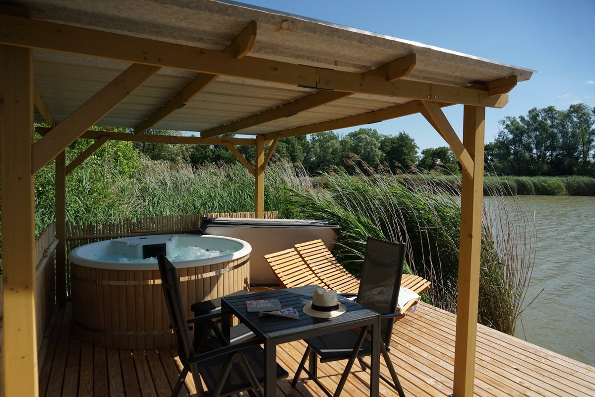 Cabane Spa Loggy à Bâgé-Dommartin (5)