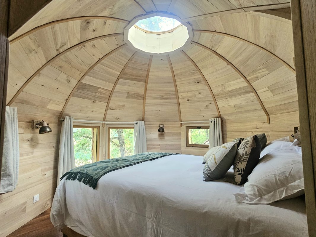 Cabane perchée ASTERIA & Spa à Sarrant (7)