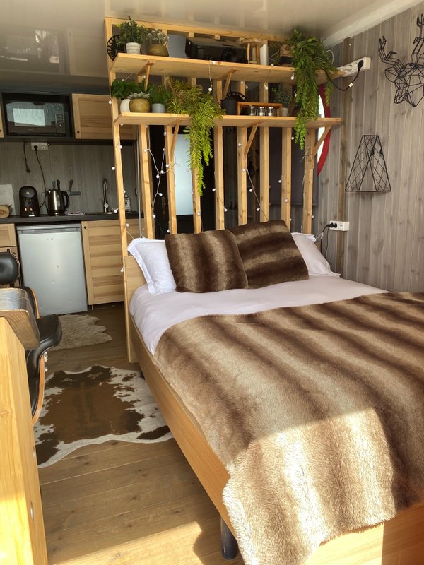 Stockholm & Spa à Saint-Martin-La-Garenne (40)