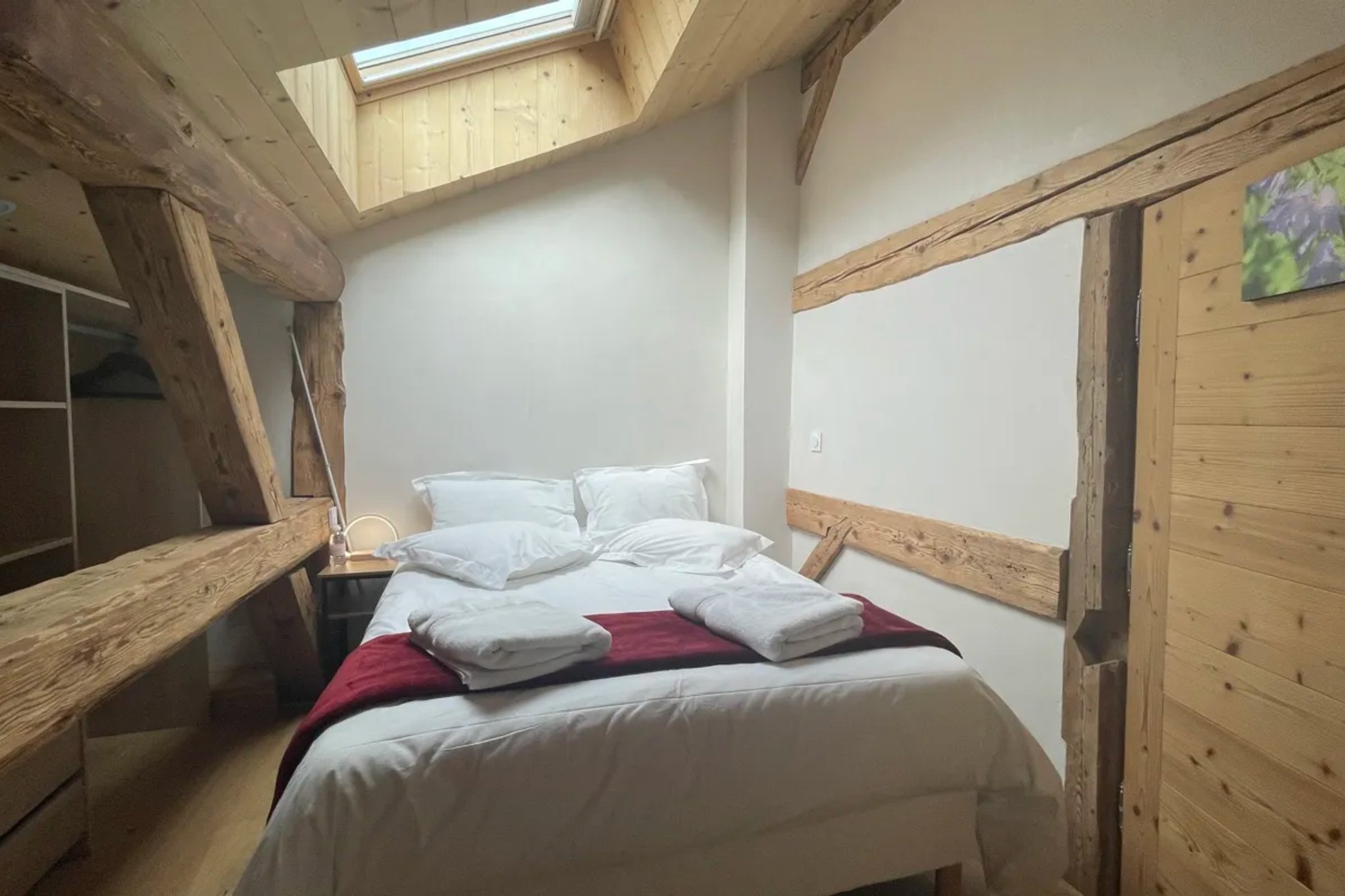 Hébergement UnicStay : Chambre Raiponce à Taninges