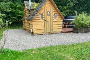 La Cabane du Garde chasse et son bain nordique