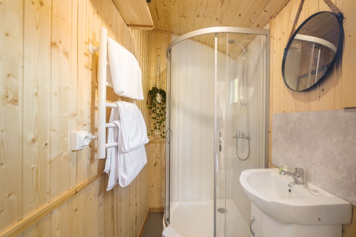 Hébergement AbracadaRoom : La Roulotte Paradis : insolite, SPA privatif, piscine - Image 8