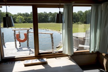 Cabane Spa sur l'eau à Ploemel (4)